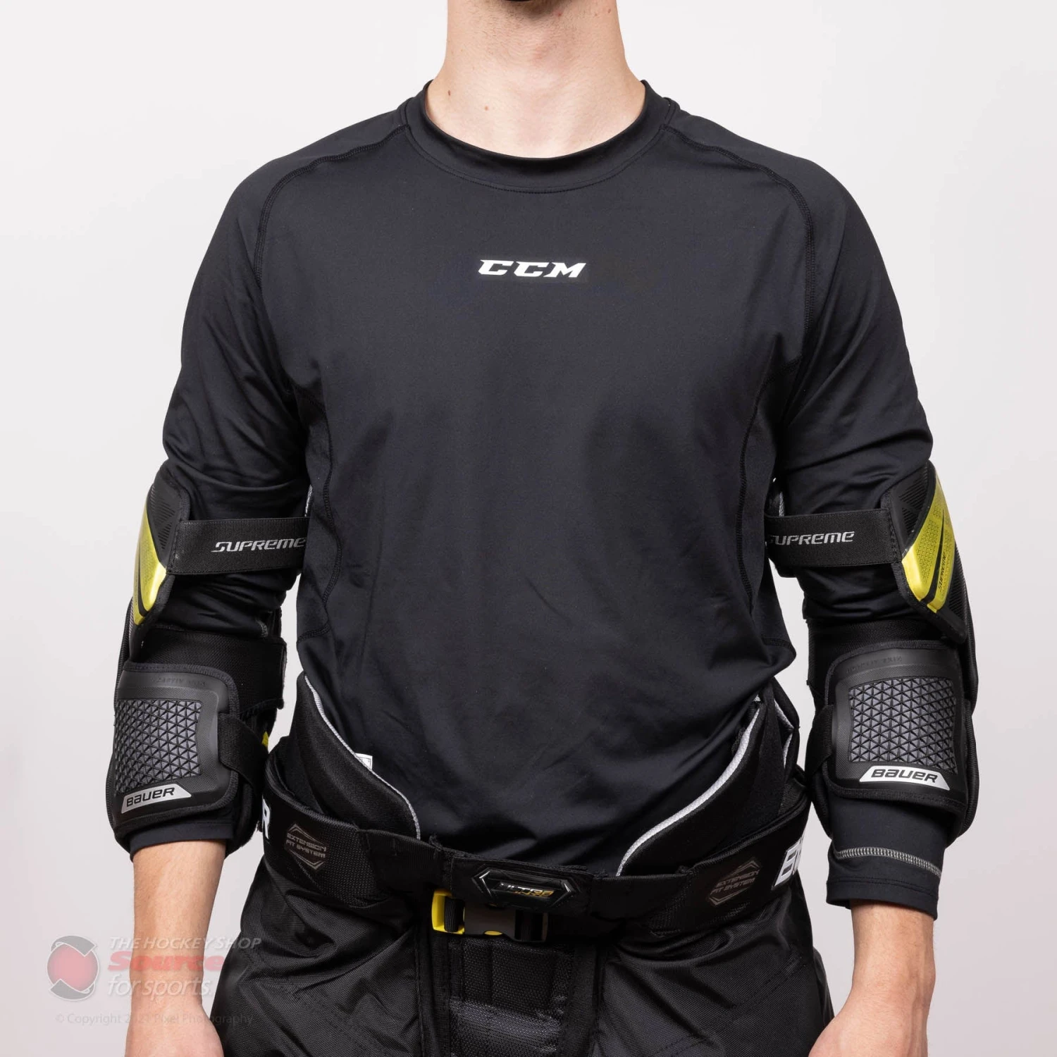 Bauer Supreme UltraSonic Senior Hockey Elbow Pads 4 Bauer Supreme UltraSonic Senior Hockey Elbow Pads - Image 4