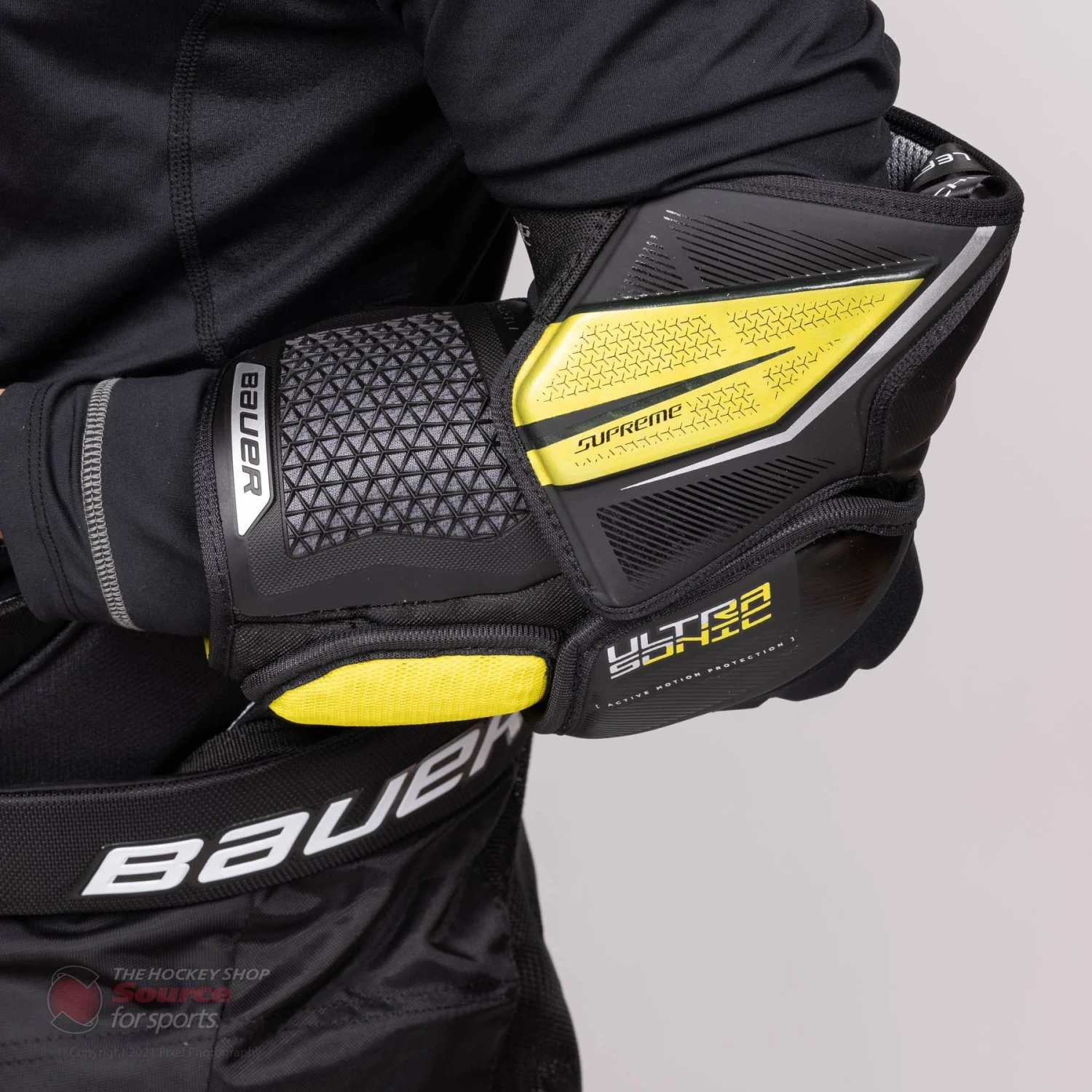 Bauer Supreme UltraSonic Senior Hockey Elbow Pads 8 Bauer Supreme UltraSonic Senior Hockey Elbow Pads - Image 8
