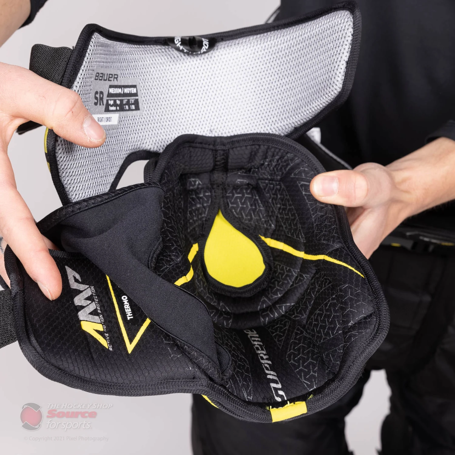 Bauer Supreme UltraSonic Senior Hockey Elbow Pads 2 Bauer Supreme UltraSonic Senior Hockey Elbow Pads - Image 2