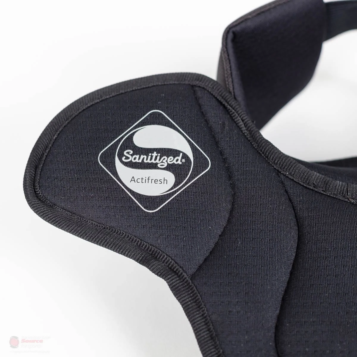 Bauer Supreme Junior Goalie Neck Guard 5 Bauer Supreme Junior Goalie Neck Guard - Image 5