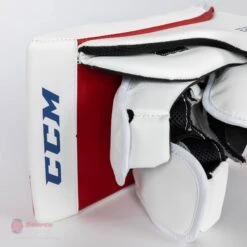 CCM Extreme Flex E5.5 Senior Goalie Blocker -Bauer Store ccm blockers ccm extreme flex e5 5 senior goalie blocker 27988471119938