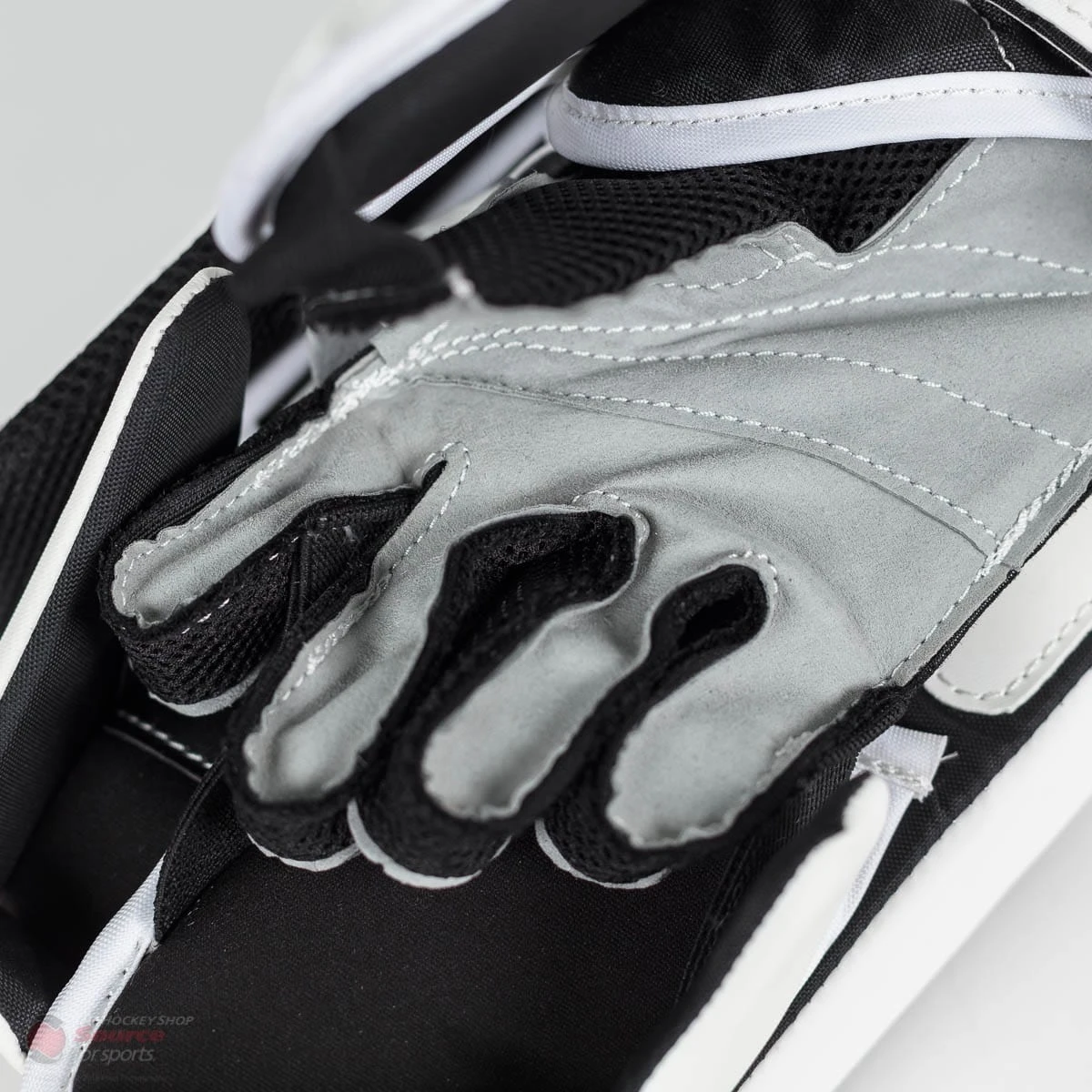 CCM Premier P2.5 Junior Goalie Blocker - Source Exclusive 4 CCM Premier P2.5 Junior Goalie Blocker - Source Exclusive - Image 4