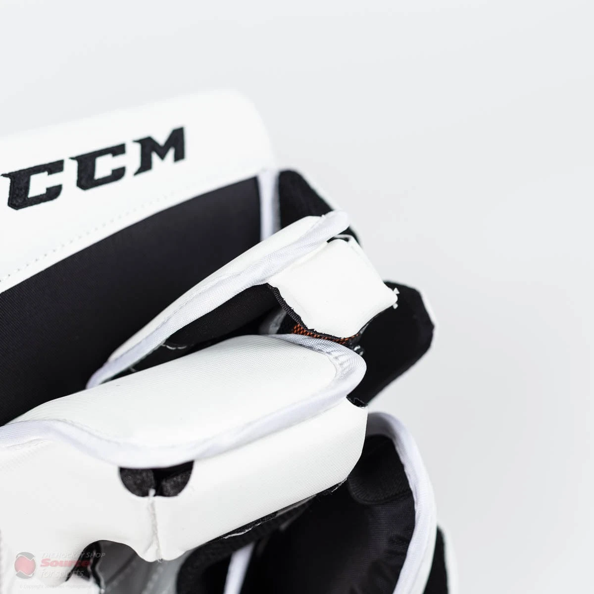 CCM Premier P2.9 Intermediate Goalie Blocker - Source Exclusive 6 CCM Premier P2.9 Intermediate Goalie Blocker - Source Exclusive - Image 6