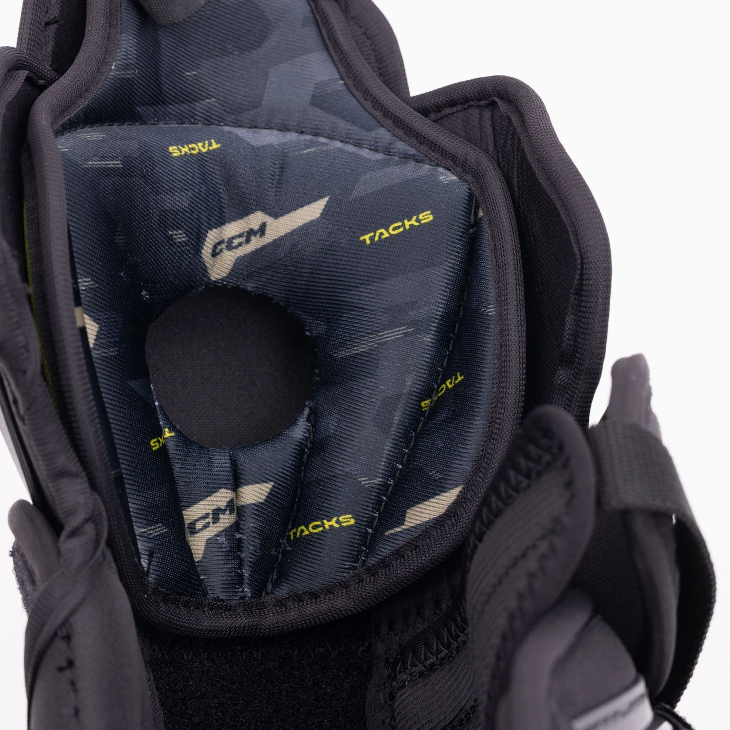 CCM Tacks AS-V Pro Junior Hockey Shin Guards 11 CCM Tacks AS-V Pro Junior Hockey Shin Guards - Image 11