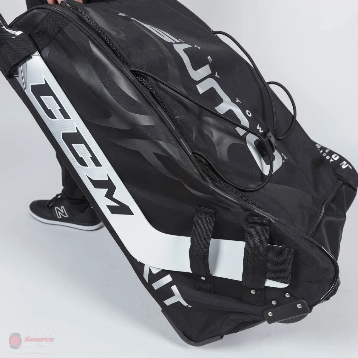 Grit GT4 Sumo Senior Tower Goalie Wheel Bag 14 Grit GT4 Sumo Senior Tower Goalie Wheel Bag - Image 14