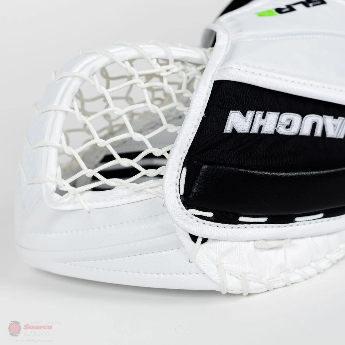 Vaughn Ventus SLR2-ST Pro Carbon Senior Goalie Catcher 6 Vaughn Ventus SLR2-ST Pro Carbon Senior Goalie Catcher - Image 6