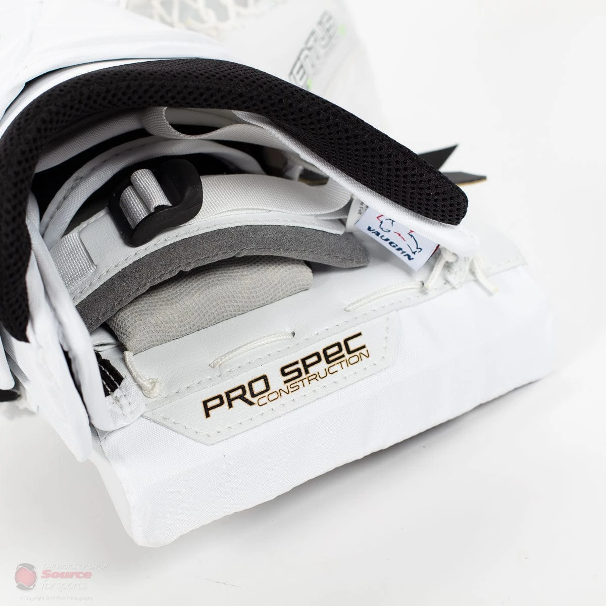 Vaughn Ventus SLR2-ST Pro Carbon Senior Goalie Catcher 14 Vaughn Ventus SLR2-ST Pro Carbon Senior Goalie Catcher - Image 14