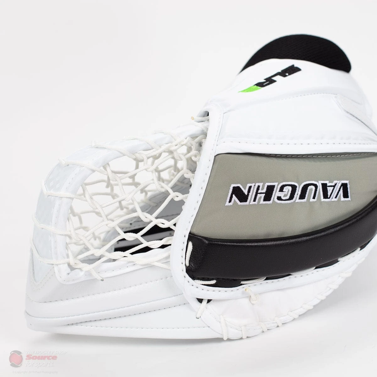 Vaughn Ventus SLR2-ST Pro Carbon Senior Goalie Catcher 9 Vaughn Ventus SLR2-ST Pro Carbon Senior Goalie Catcher - Image 9