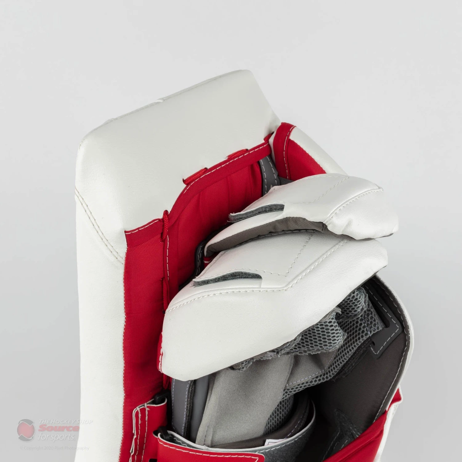 Warrior Ritual G5 Intermediate Goalie Blocker 4 Warrior Ritual G5 Intermediate Goalie Blocker - Image 4