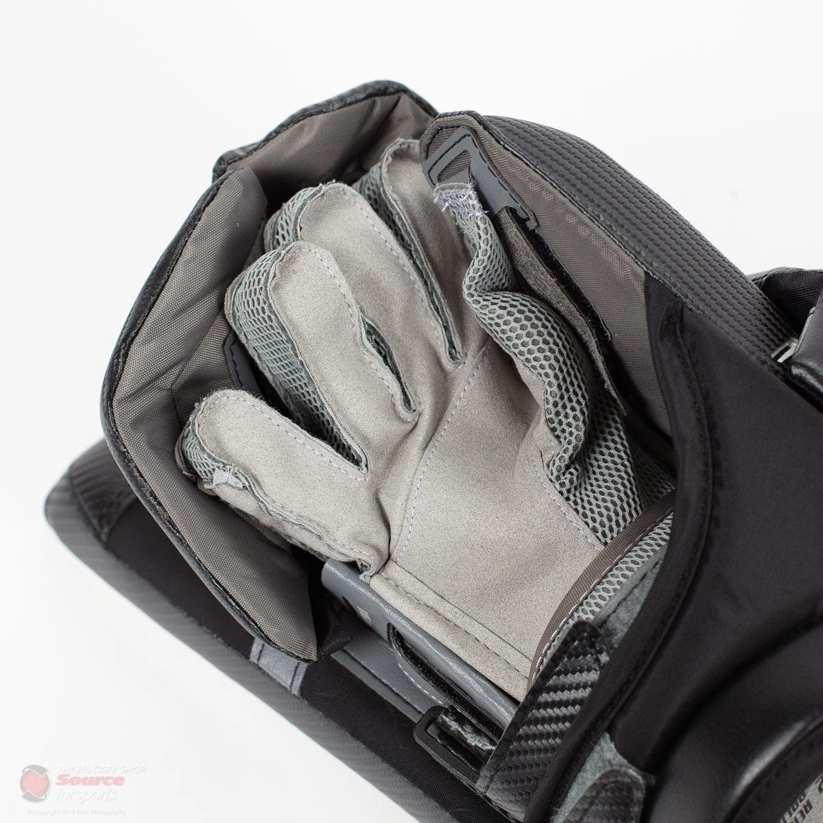 Warrior Ritual GT2 Intermediate Goalie Blocker - Source Exclusive 6 Warrior Ritual GT2 Intermediate Goalie Blocker - Source Exclusive - Image 6