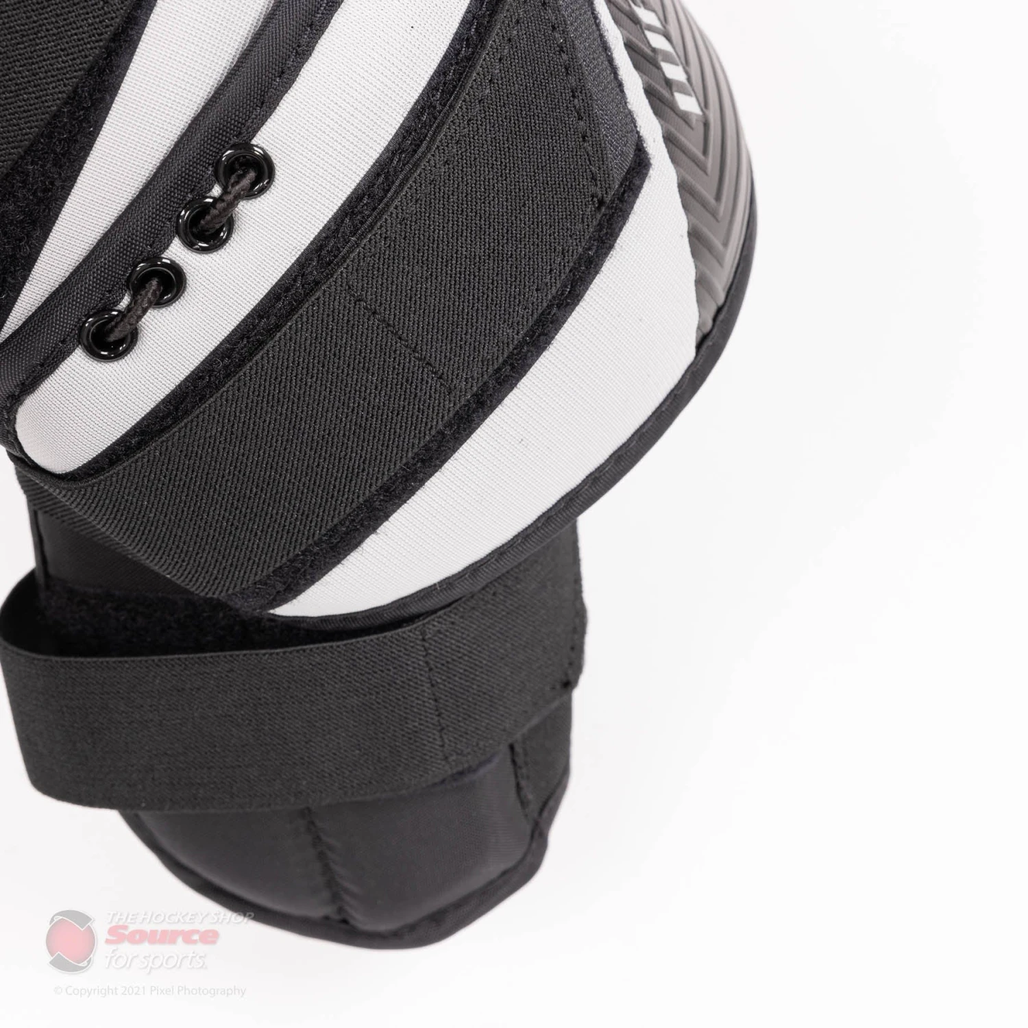 Warrior Ritual X3 Pro+ Senior Goalie Knee Pads 3 Warrior Ritual X3 Pro+ Senior Goalie Knee Pads - Image 3