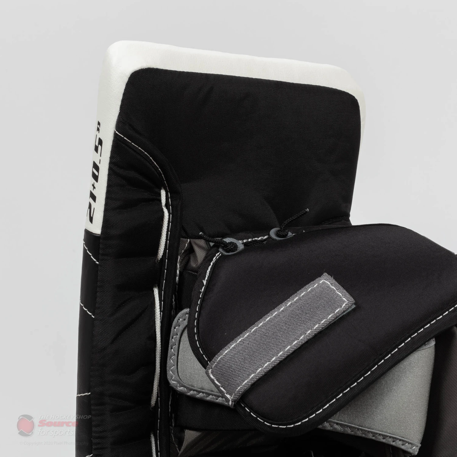 Warrior Ritual G5 Youth Goalie Leg Pads 6 Warrior Ritual G5 Youth Goalie Leg Pads - Image 6